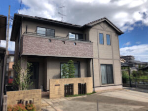 福山・外壁塗装・施工前・施工実績・コーキングひび割れ・外壁塗装依頼